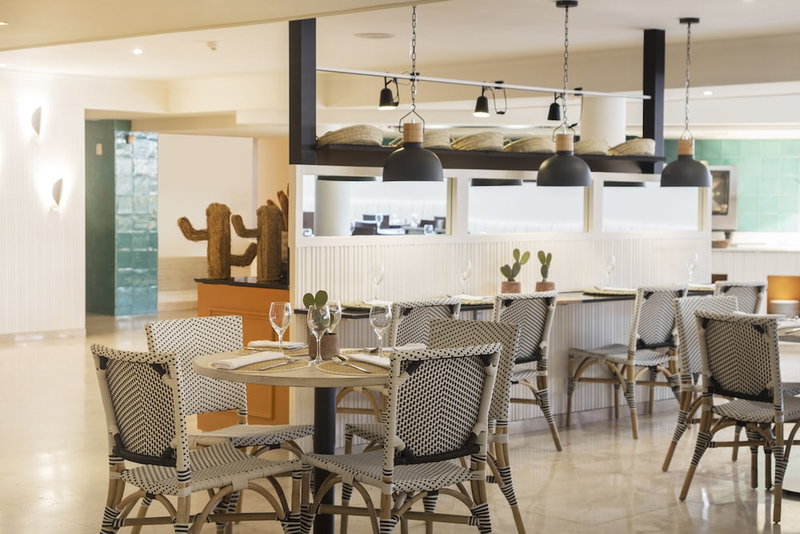 Luna Club Hotel Yoga & Spa, Malgrat de Mar, Spain
