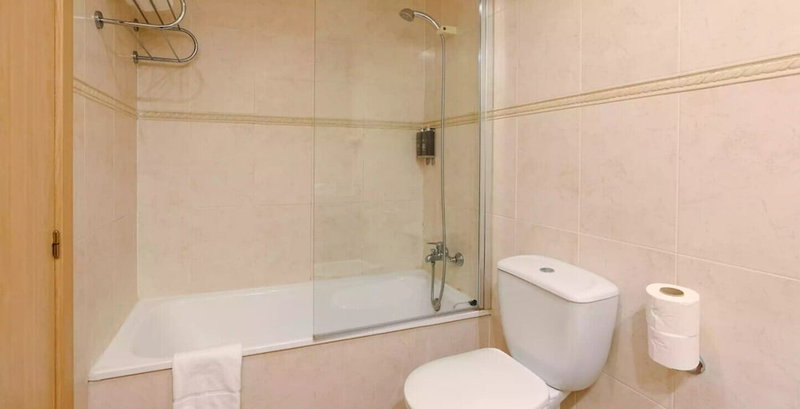Luna Club Hotel Yoga & Spa, Malgrat de Mar, Spain