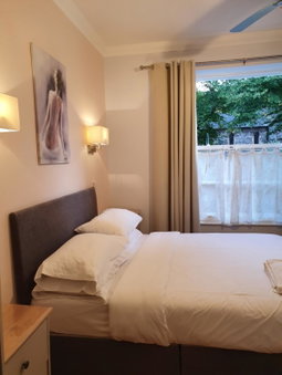 Midway Guest House, Torquay, United Kingdom