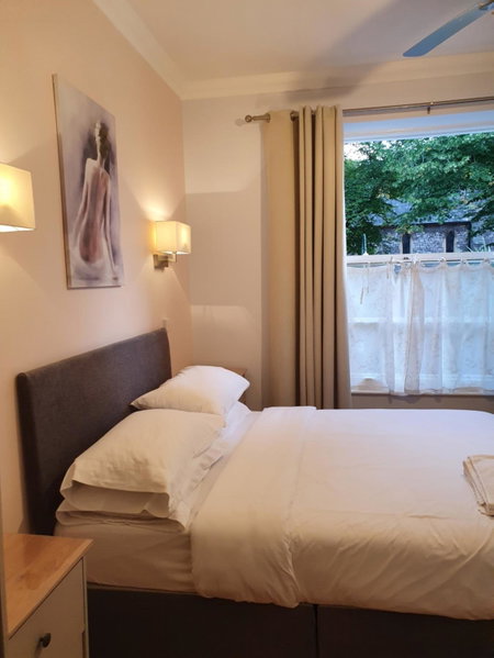 Midway Guest House, Torquay, United Kingdom