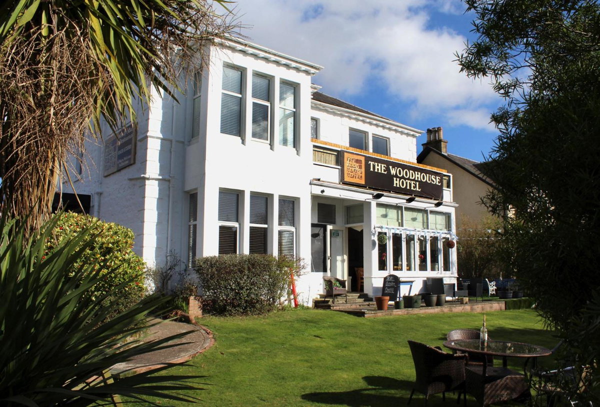 Hotel · The Woodhouse Hotel, Largs