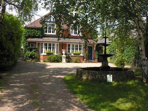 Hotel · Frasers, Battlesbridge