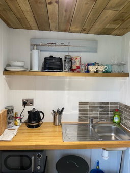The Pod & Cwtch luxury accommodation, Aberaeron, United Kingdom