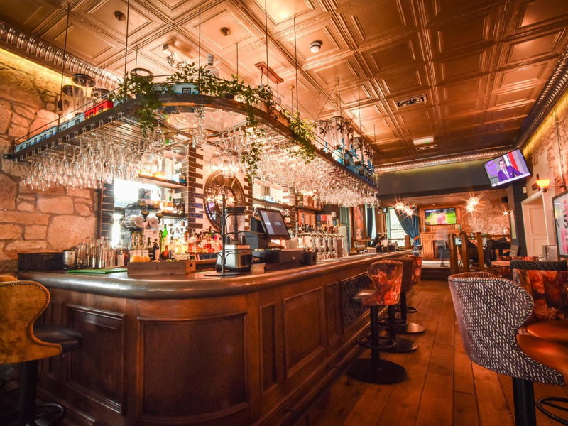 The Meadowpark Bar, Kitchen & Rooms, Stirling, United Kingdom