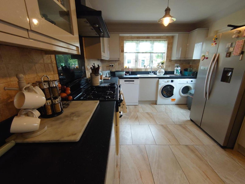 Rose Garden Retreat, Rayleigh, United Kingdom