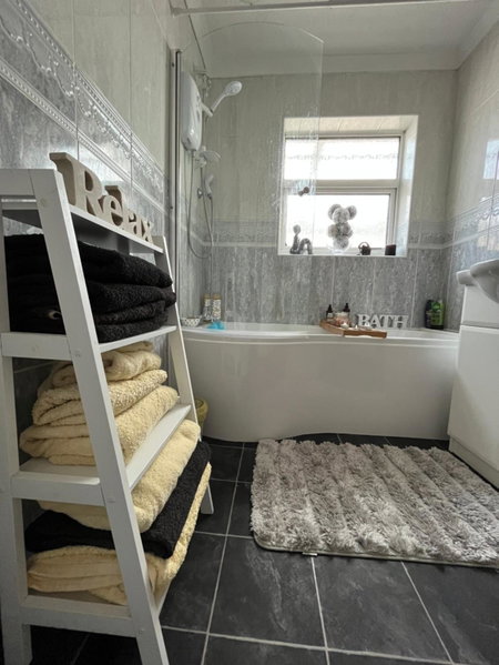 Rose Garden Retreat, Rayleigh, United Kingdom