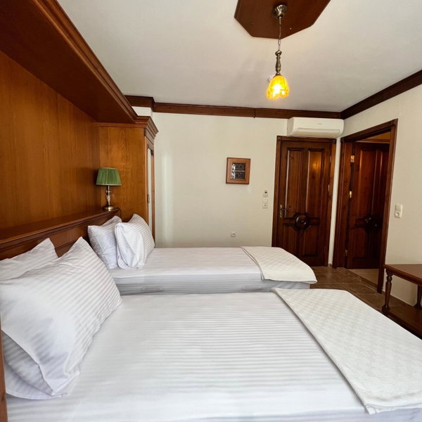 Kazdağlari Zeytuni̇han Buti̇k Otel, Edremit, Turkey