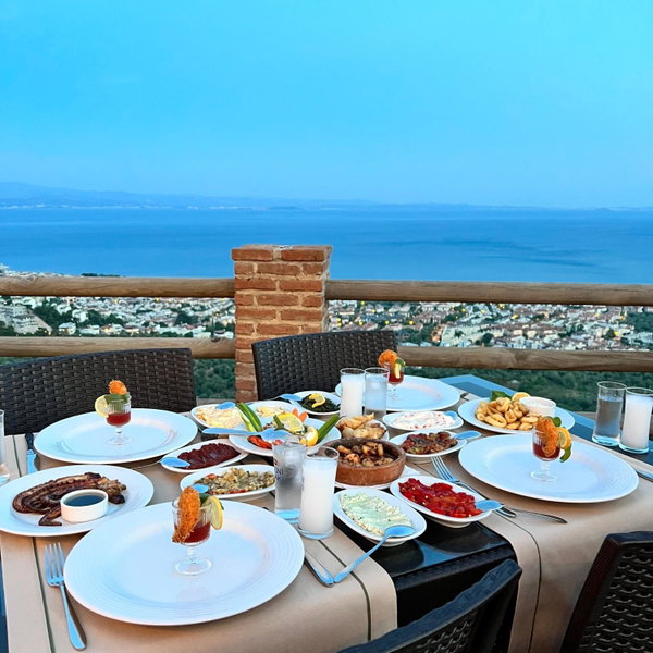 Kazdağlari Zeytuni̇han Buti̇k Otel, Edremit, Turkey