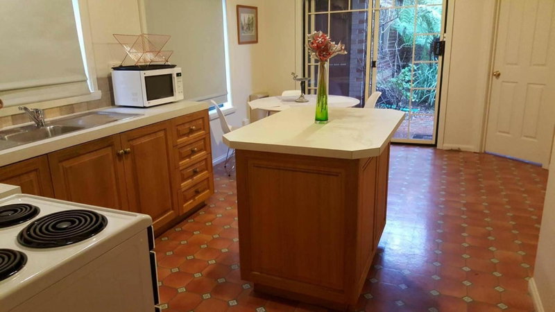 City townhouse walking distance to city, Launceston, Australia