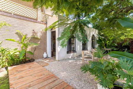 Studio Birdsong, East Ballina, Australia