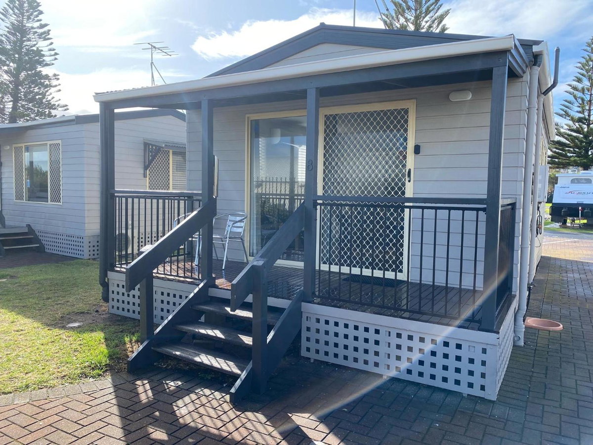 Hotel · Christies Beach Tourist Park, Christies Beach