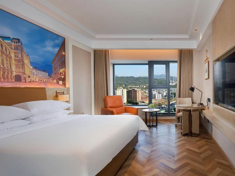 Vienna Hotel Shenzhen Luohu port, Shenzhen, China