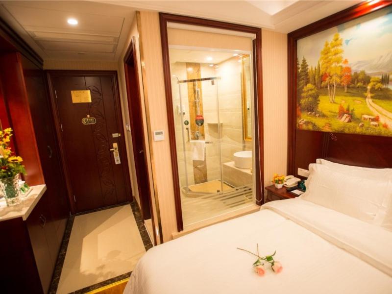 GreenTree Inn Shanghai Waigaoqiao Free Trade Zone Express Hotel, Shanghai, China