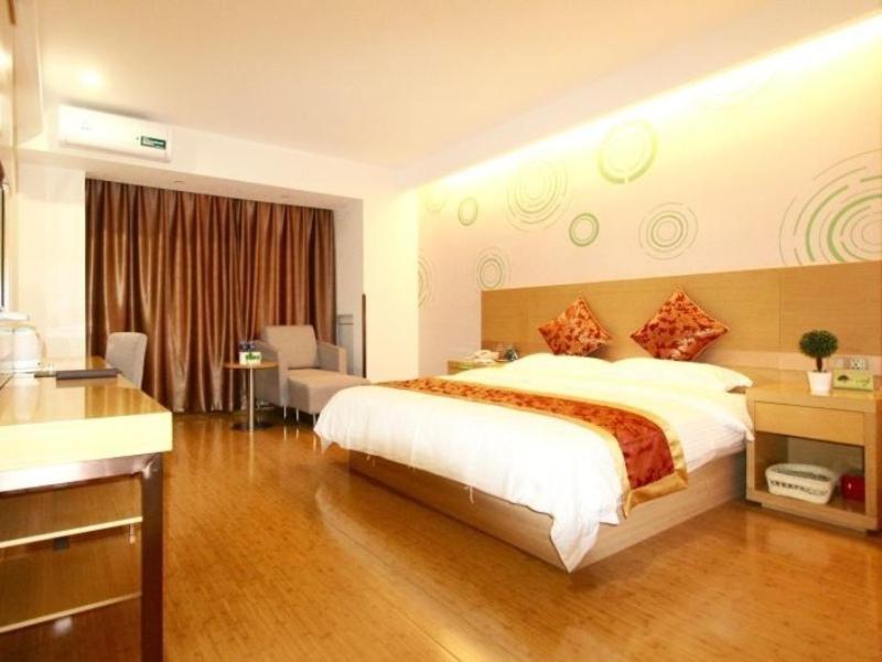 GreenTree Inn Zhejiang Jiaxing Xiuzhou District Wangjiangjin Town Business Hotel, Jiaxing, China