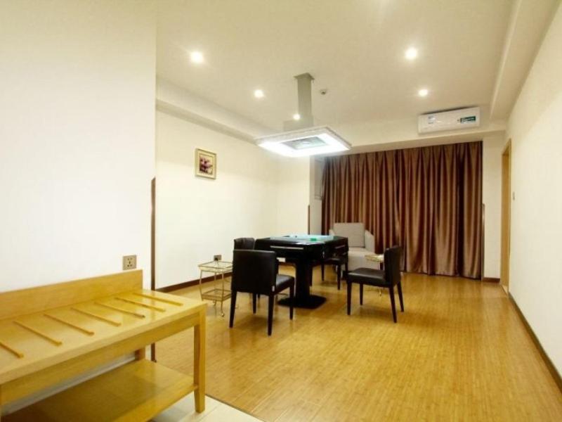 GreenTree Inn Zhejiang Jiaxing Xiuzhou District Wangjiangjin Town Business Hotel, Jiaxing, China