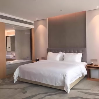Lavande Hotel, Shenzhen, China
