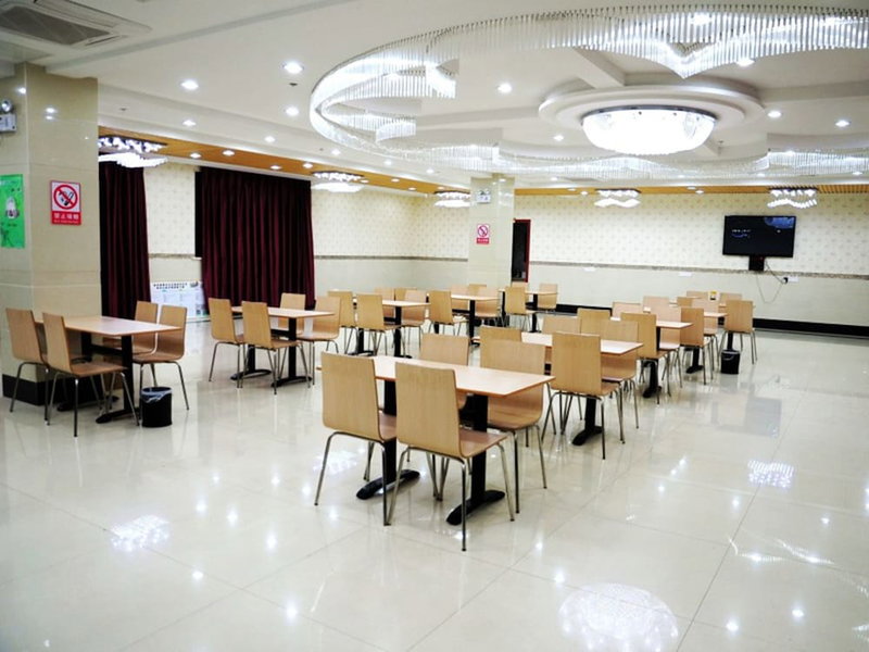 GreenTree Inn Yancheng Dongtai Jianggang Yingbin Road Gangcheng Avenue Hotel, Yancheng, China