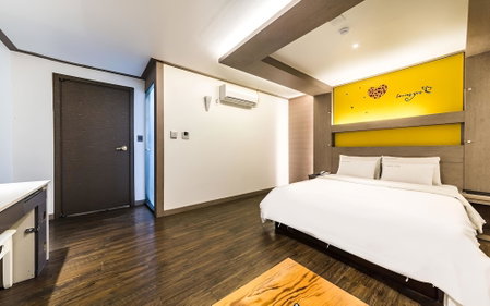 Uiwang Luxury, Uiwang, South Korea