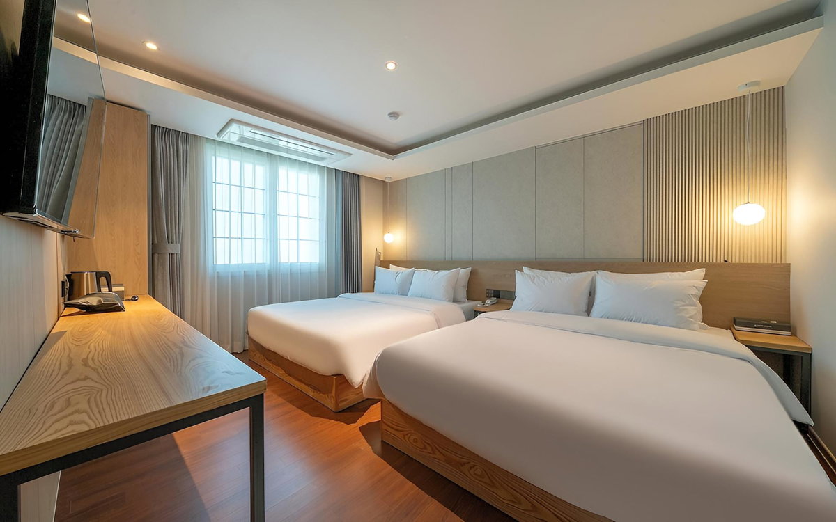 Busan Yonghodong Adena Hotel, South Korea