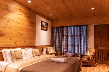 Hotel The Conifer, Manali, India