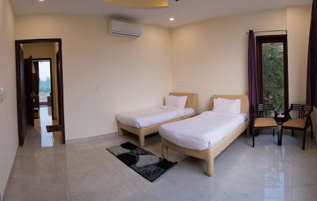 The Darien Resort, Kaladhungi, India