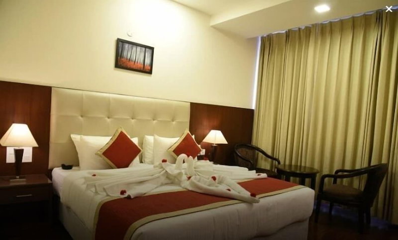 Hotel Mandarin Square, Dera Bassi, India