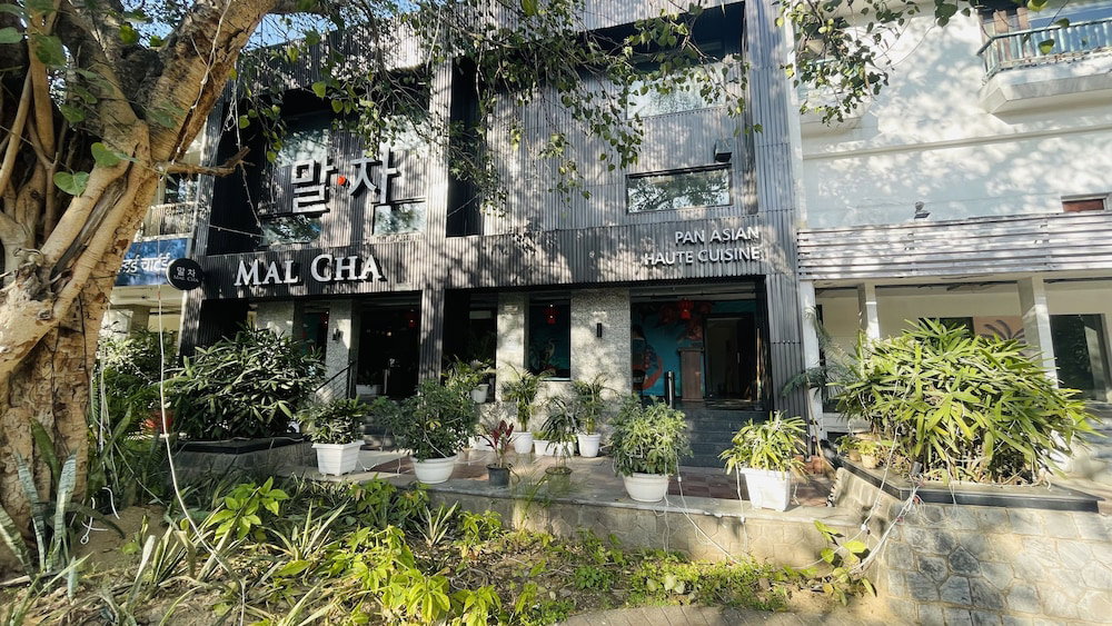 Hotel · Saltstayz Select - Malcha & Chankyapuri, New Delhi