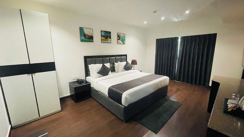Saltstayz Select - Malcha & Chankyapuri, New Delhi, India