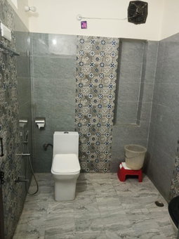 7- High Rock Hotel, Chamba, India