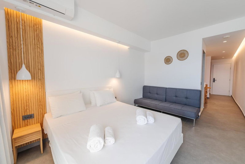Pontikonisi Hotel & Suites-Adults Only, Perama, Greece