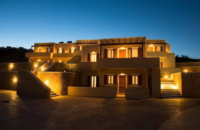 Moonlight Apartments & Suites, Santorini, Greece