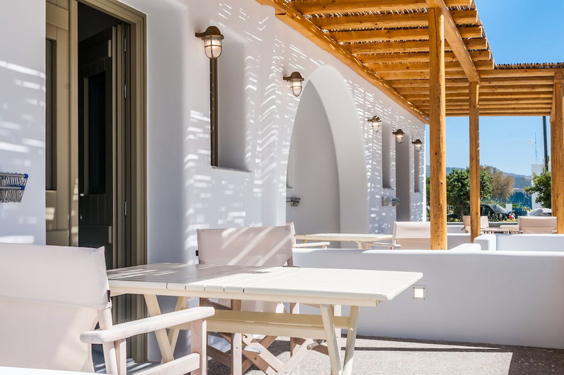 Vilos Suites, Milos, Greece