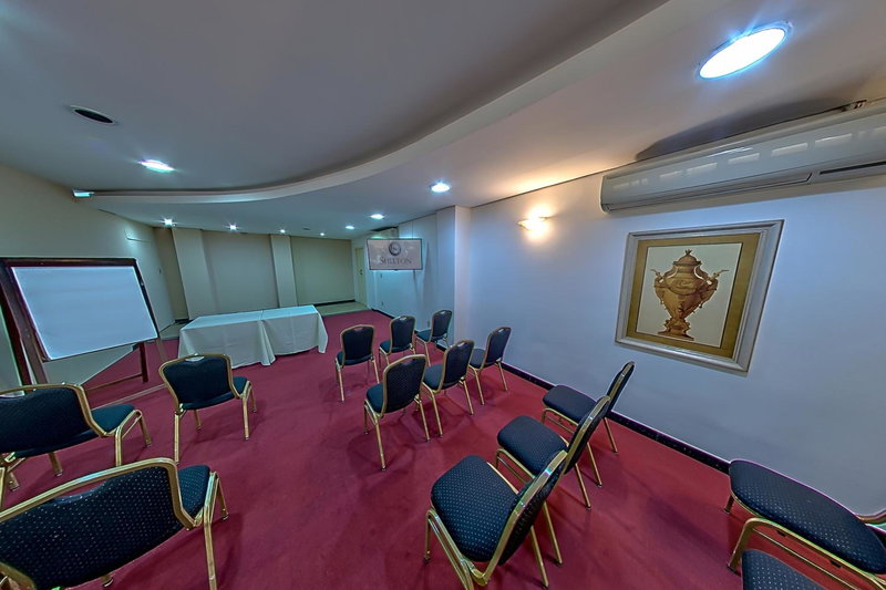 Hotel Shelton, Serra Negra, Brazil