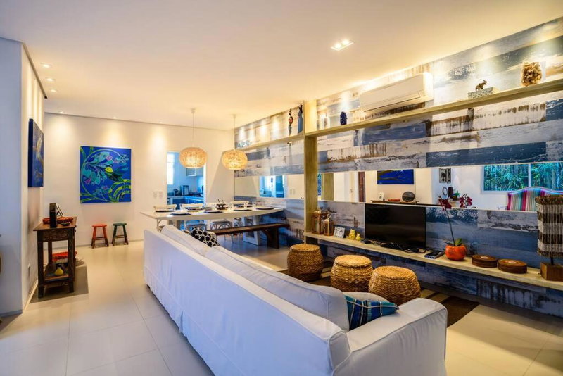 Linda Casa de alto padrão em praia de Juquehy, São Sebastião, Brazil