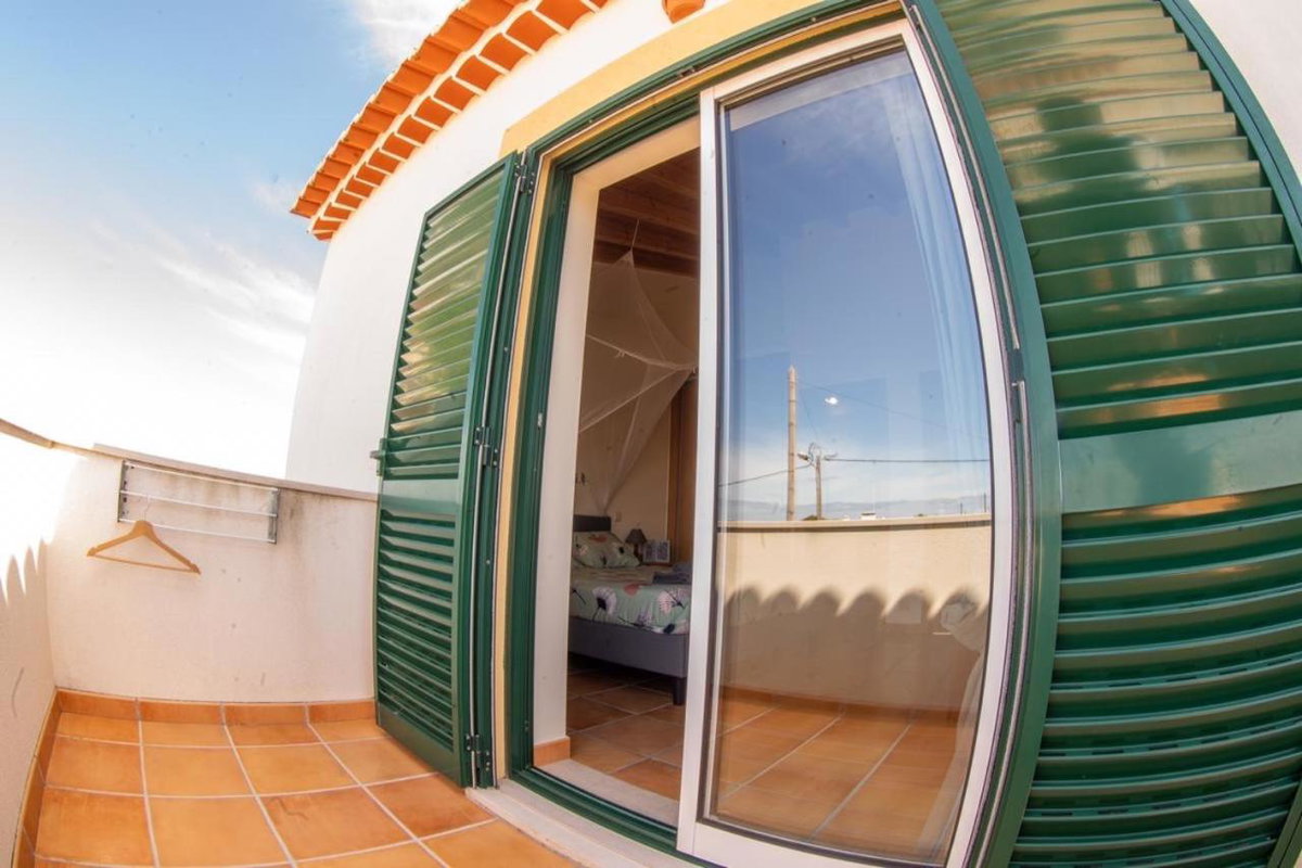 Mayla Surf House, Portugal