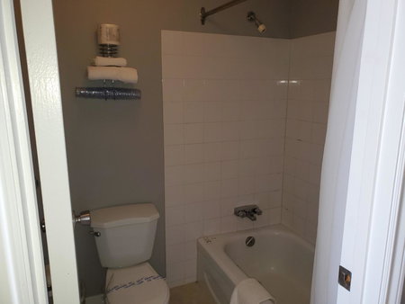 Wild Rose Country Inn, Grande Prairie, Canada