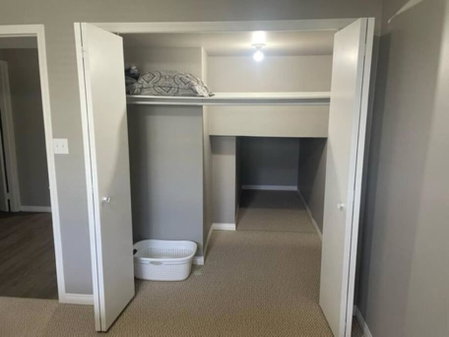 Lovely 2 Bedroom apartment, Camrose, Canada