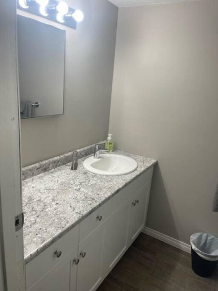 Lovely 2 Bedroom apartment, Camrose, Canada