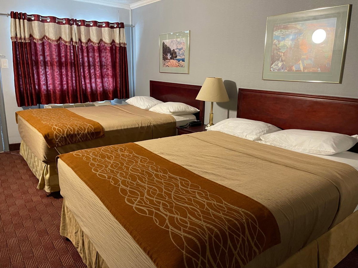 Liberty Inn, Canada