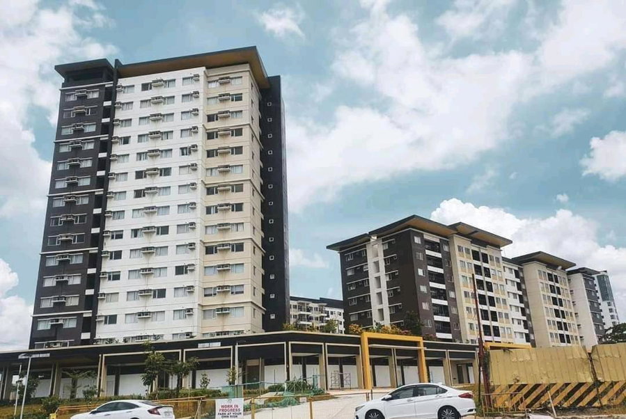 AVIDA ATRIA T2- B, near S&R and SM city by Denice, Iloilo City, Philippines
