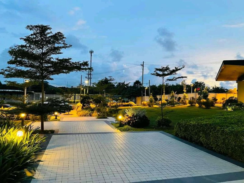AVIDA ATRIA T2- B, near S&R and SM city by Denice, Iloilo City, Philippines