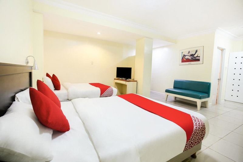 Hotel Euroasia By BLUEBOOKERS, Angeles, Philippines