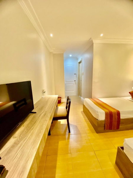 Hotel Euroasia By BLUEBOOKERS, Angeles, Philippines