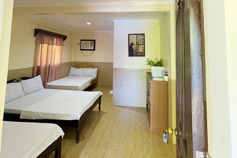 Durhan White Beach Resort powered by Cocotel, Tabuelan, Philippines