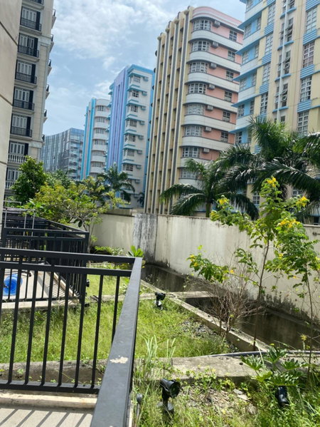 Favila Condotel Unit-150 Newport Boulevard near Airport Terminal 3 and all other Airport, Manila, Philippines