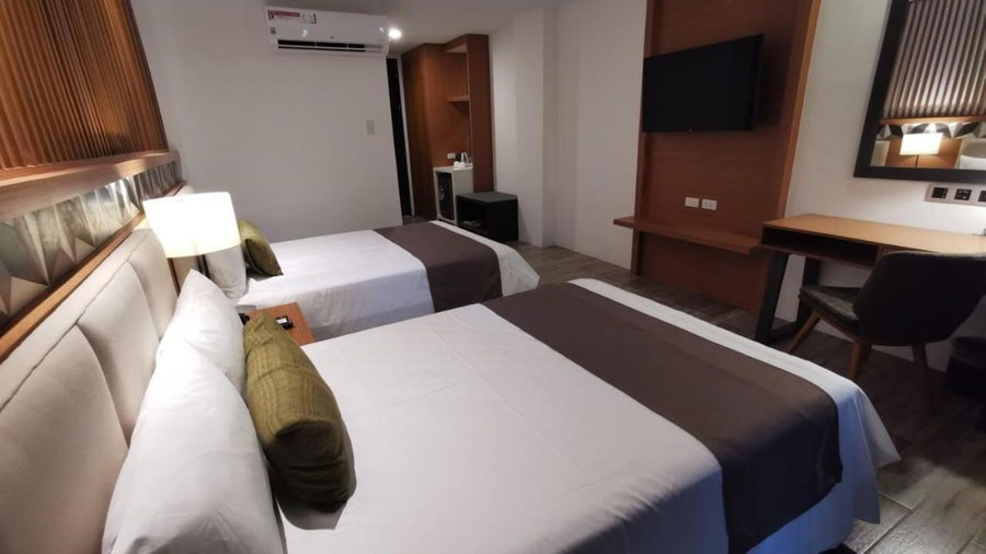 Crown Hotel at Harbour Springs Palawan Managed by Enderun Hotels, Puerto Princesa City, Philippines