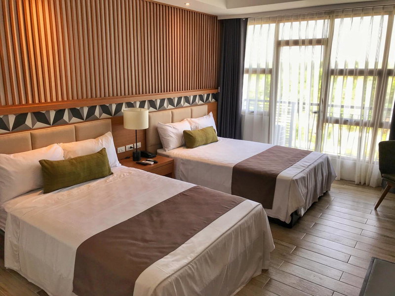 Crown Hotel at Harbour Springs Palawan Managed by Enderun Hotels, Puerto Princesa City, Philippines