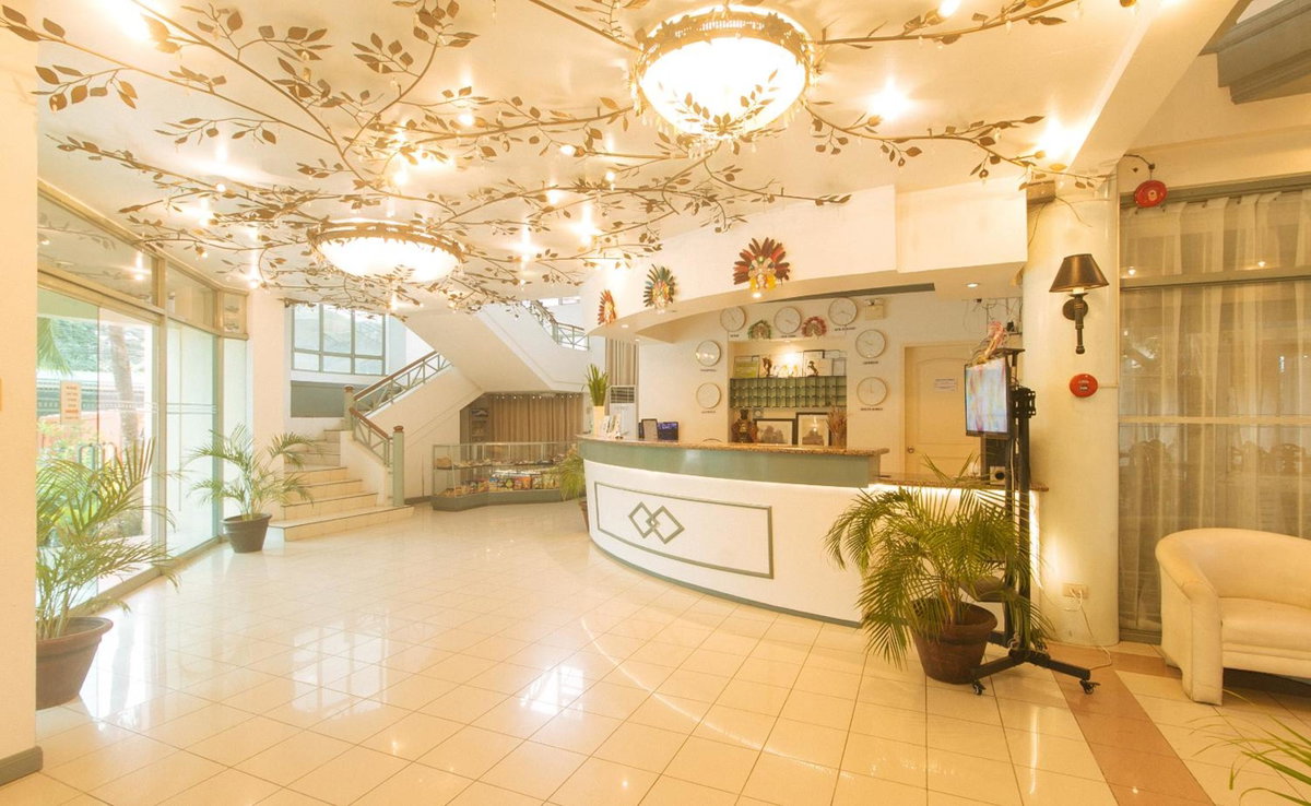 Royal Am Rei Hotel by RedDoorz, Philippines