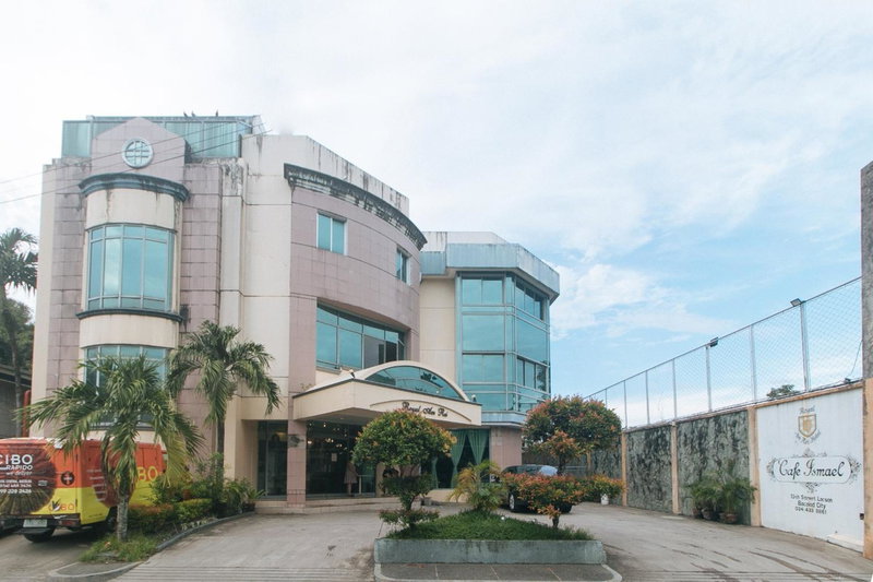 Royal Am Rei Hotel by RedDoorz, Bacolod, Philippines