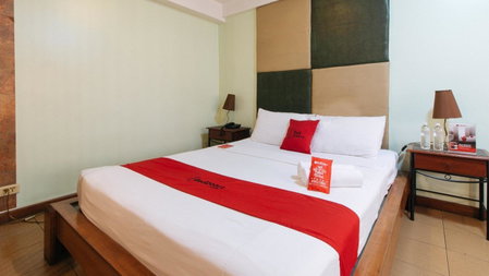 RedDoorz at Timog Avenue Quezon City, Manila, Philippines